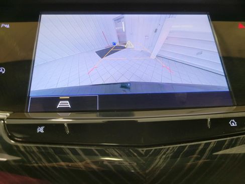 Certified 2025 Cadillac XT6 Premium Luxury image 15