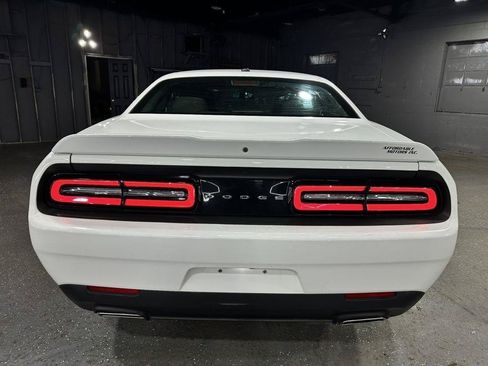 Used 2021 Dodge Challenger SXT RWD image 3