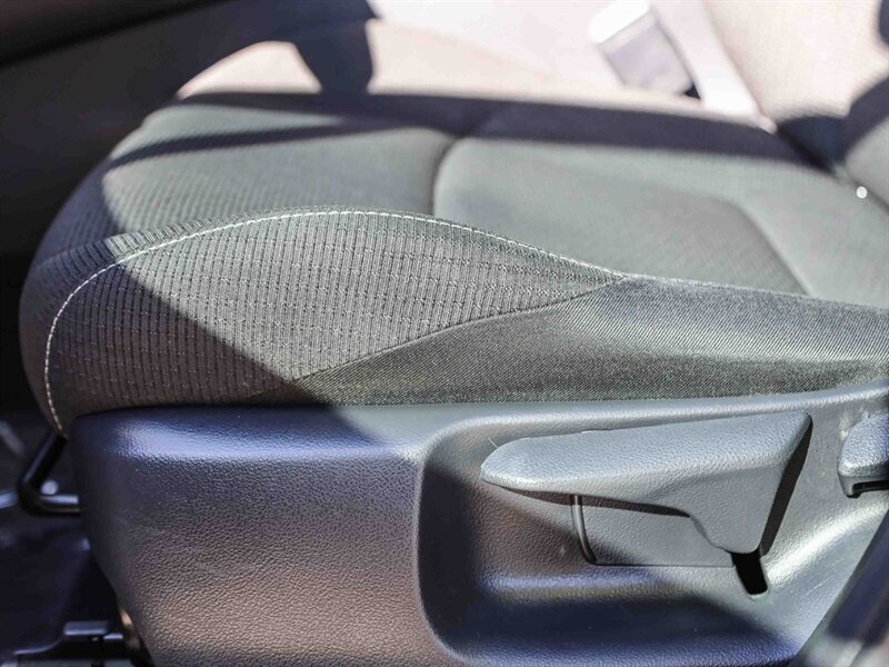 Used 2019 Toyota C-HR LE FWD image 27