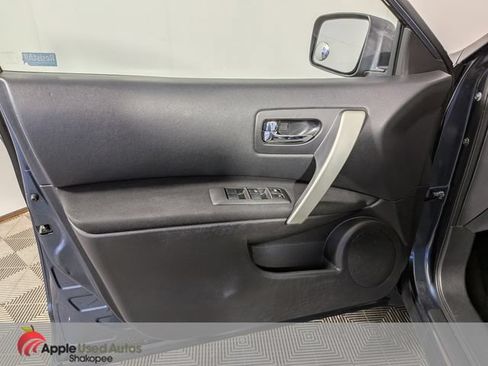 Used 2014 Nissan Rogue S w/ Convenience Package AWD/4WD image 12