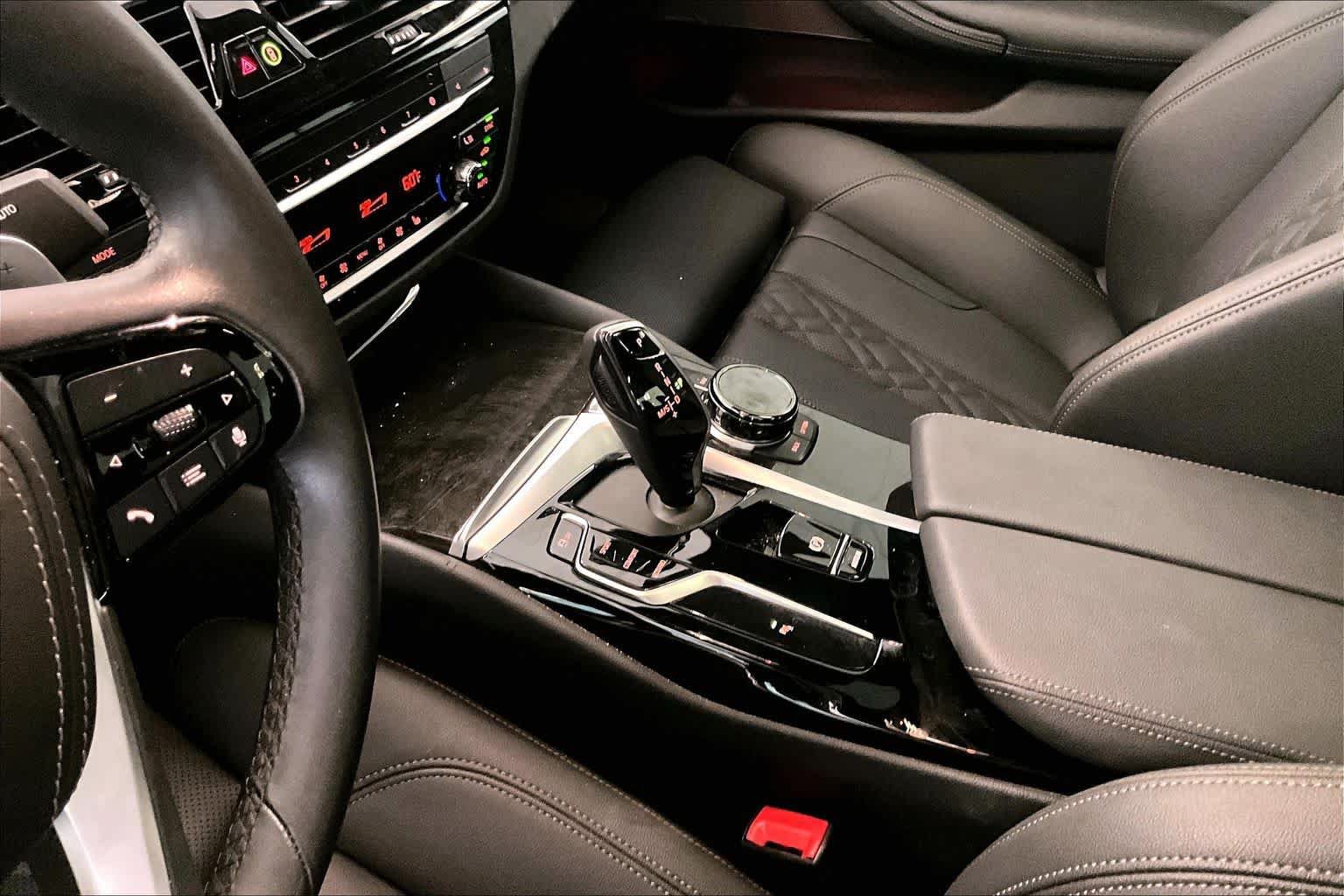 Used 2022 BMW 530i w/ Executive Package RWD image 14