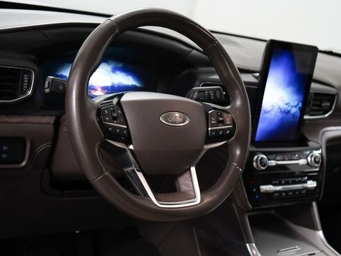 Certified 2023 Ford Explorer Platinum w/ Technology Package AWD/4WD image 20