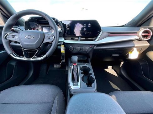 New 2026 Chevrolet Trax RS w/ Sunroof Package FWD image 11