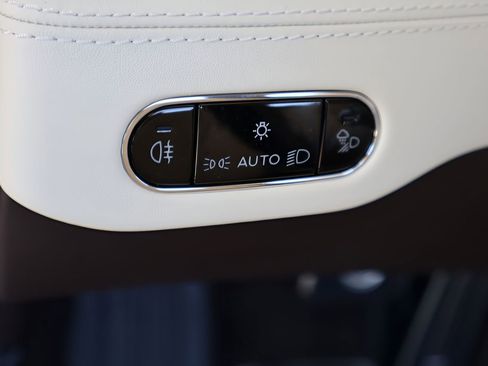 New 2026 Bentley Continental GTC image 17