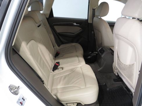 Used 2013 Audi Q5 2.0T Premium AWD/4WD image 12
