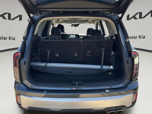 Used 2023 Kia Telluride EX w/ EX Captain's Chair Package AWD/4WD image 27