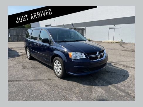 Used 2016 Dodge Grand Caravan SE w/ Quick Order Package 29E SE FWD image 1