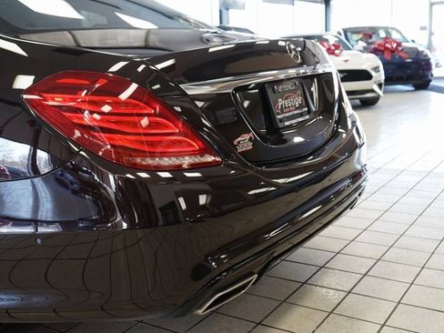 Used 2014 Mercedes-Benz S 550 Sedan image 17