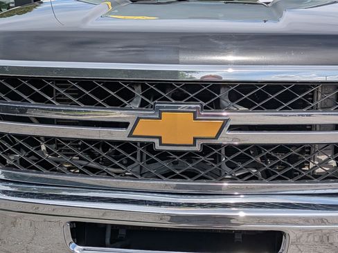 Used 2014 Chevrolet Silverado 2500 LTZ w/ LTZ Plus Package AWD/4WD image 9