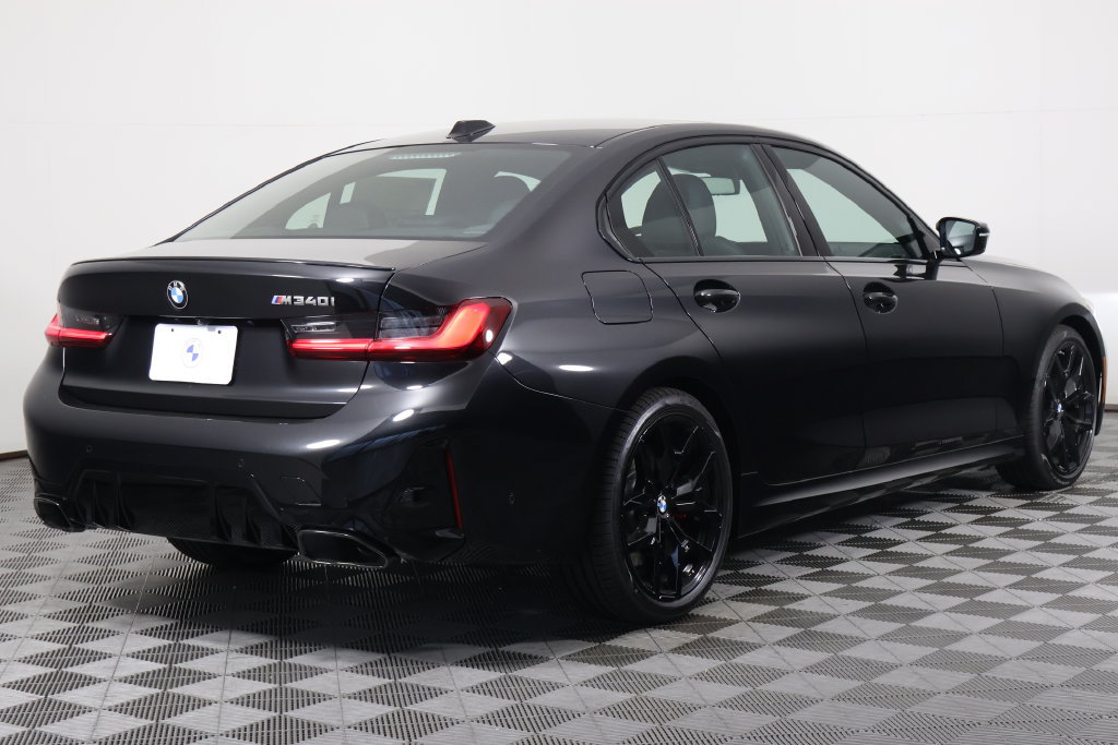 New 2026 BMW M340i w/ Premium Package RWD image 2