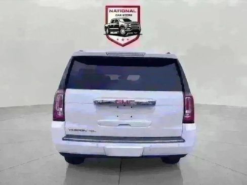 Used 2020 GMC Yukon XL Denali RWD image 8