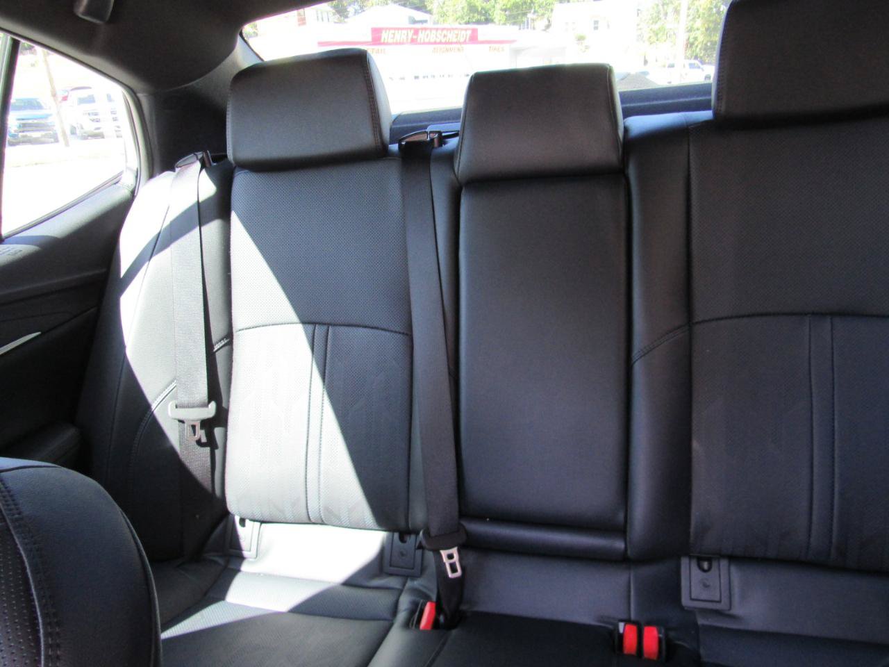 Used 2025 Toyota Camry XSE FWD image 8