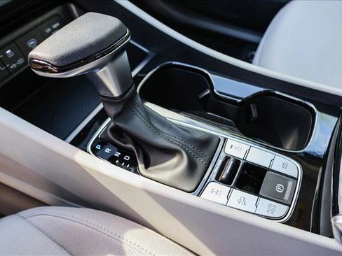 Used 2025 Hyundai Tucson SE AWD/4WD image 21