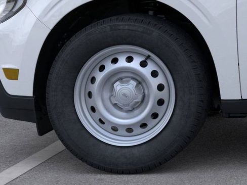 New 2025 Ford Maverick XL image 20