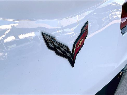 Used 2016 Chevrolet Corvette Z51 1LT image 26