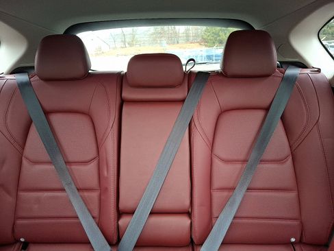 Used 2023 MAZDA CX-5 Carbon Edition image 19