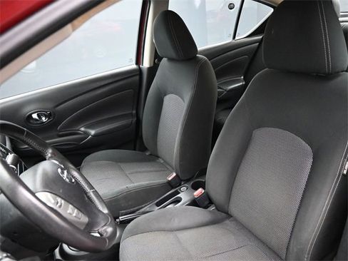 Used 2018 Nissan Versa SV w/ SV Special Edition Package image 13