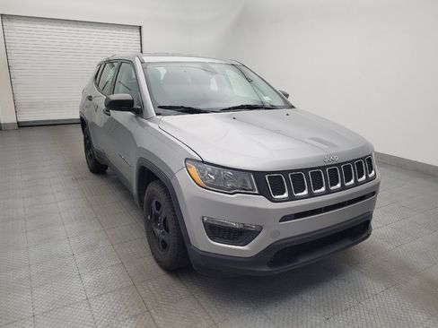 Used 2019 Jeep Compass Sport FWD image 13