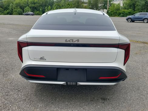 Used 2025 Kia K4 EX FWD image 6