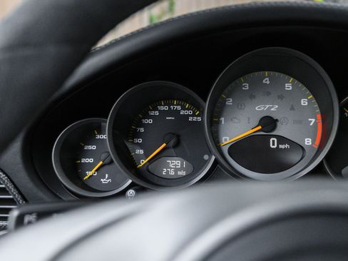 Used 2011 Porsche 911 GT2 RS image 21