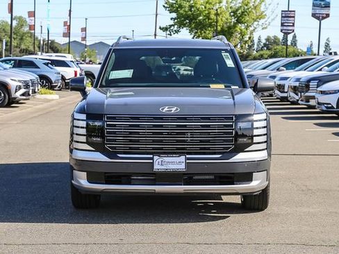 New 2026 Hyundai Palisade Calligraphy FWD image 7