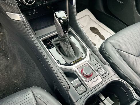 Used 2024 Subaru Forester Touring image 17