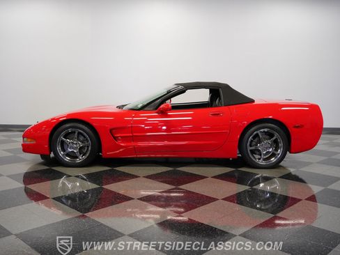 Used 1999 Chevrolet Corvette Convertible w/ Memory Pkg RWD image 8
