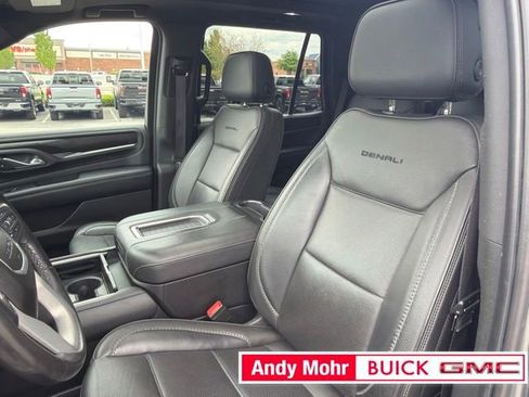 Used 2021 GMC Yukon Denali AWD/4WD image 2