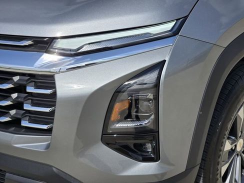 New 2026 Chevrolet Equinox LT FWD image 6