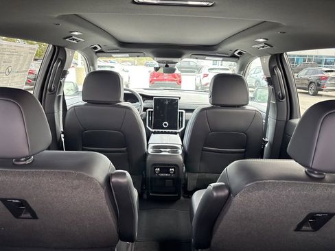 New 2026 GMC Acadia Elevation w/ Black Edition AWD/4WD image 14