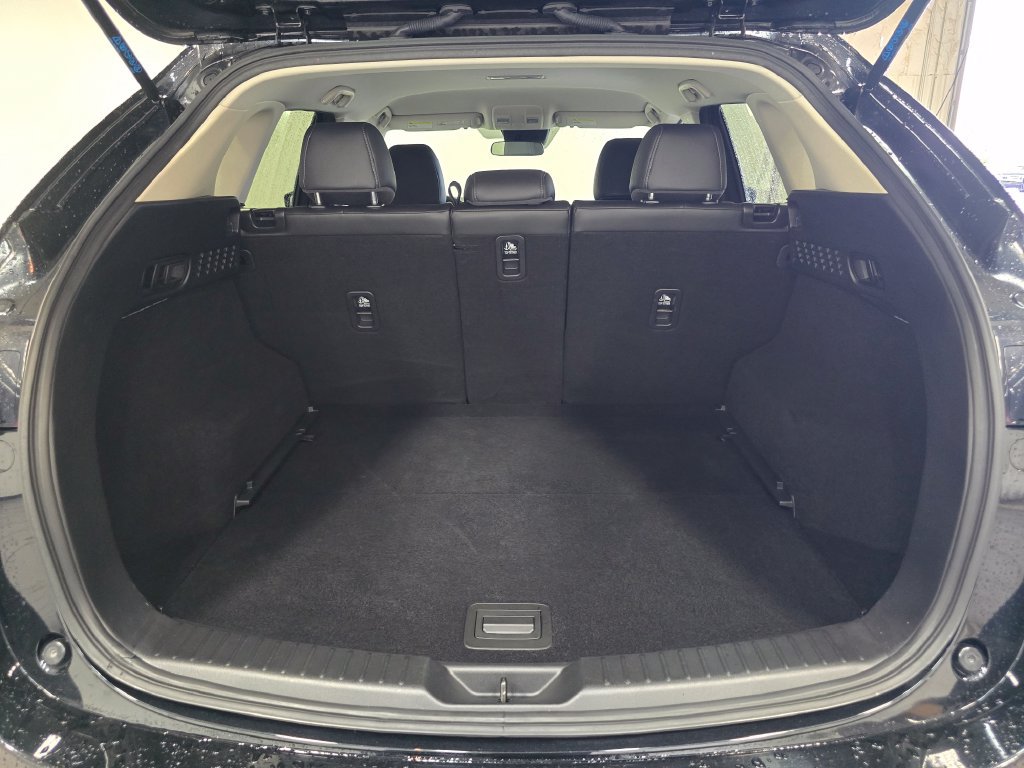 Used 2025 MAZDA CX-5 AWD 2.5 S w/ Select Package image 16