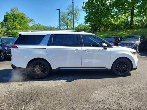Used 2024 Kia Carnival SX Prestige FWD image 34