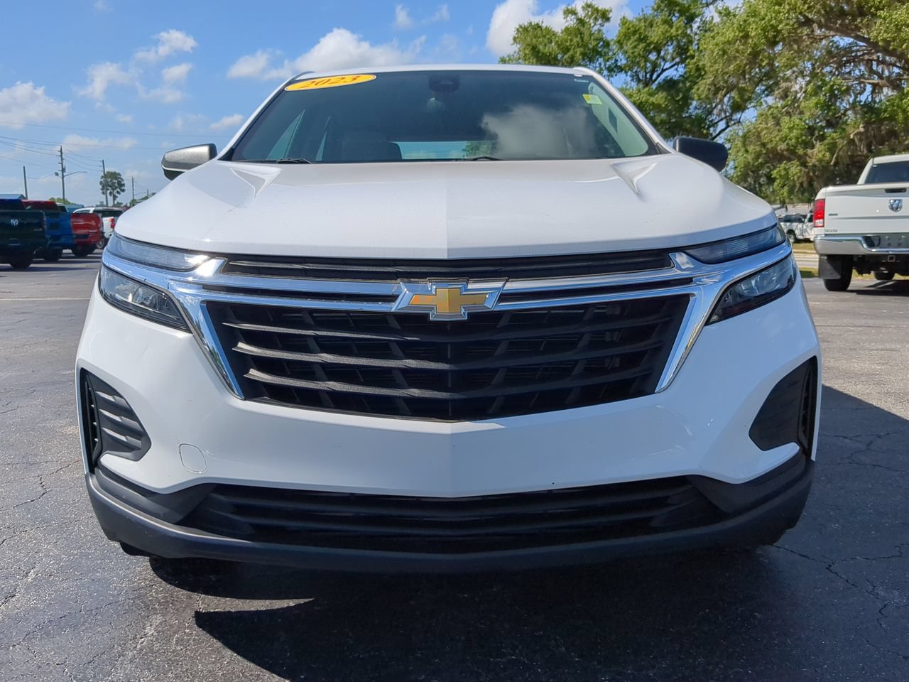 Used 2023 Chevrolet Equinox LS FWD image 9