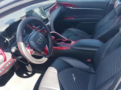 Used 2021 Toyota Camry SE FWD image 2
