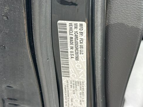 Used 2024 Dodge Durango GT image 35