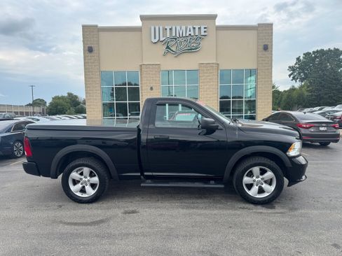 Used 2013 RAM 1500 Express AWD/4WD image 1