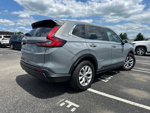 Used 2025 Honda CR-V LX image 10