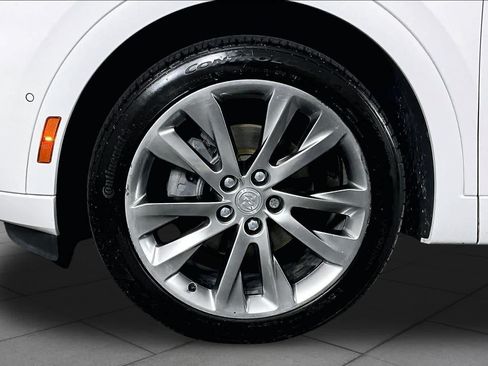 Used 2021 Buick Envision Avenir w/ Technology Package II FWD image 11