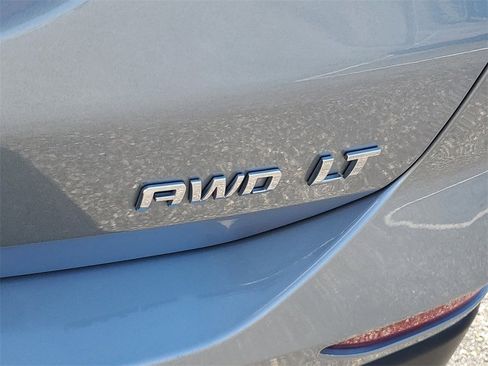 Used 2024 Chevrolet Equinox LT image 28