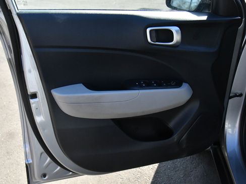 Used 2023 Hyundai Venue SEL w/ Cargo Package image 14