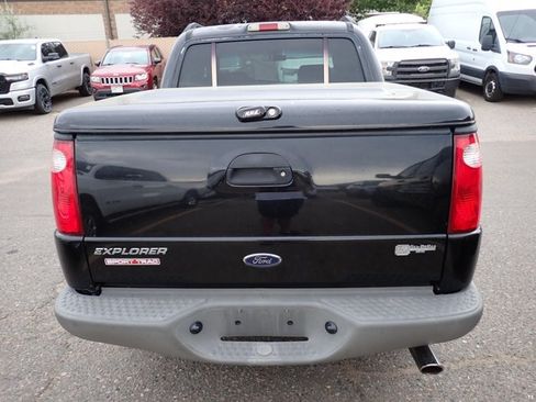 Used 2002 Ford Explorer Sport Trac 4x4 image 8