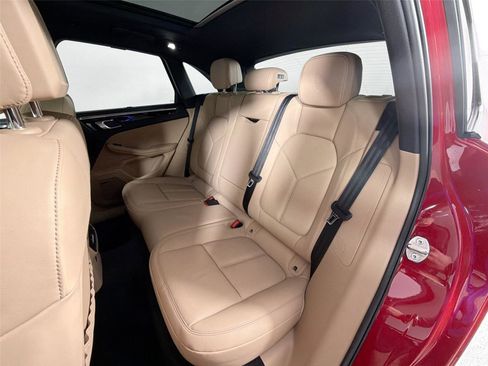 Certified 2026 Porsche Macan AWD/4WD image 26