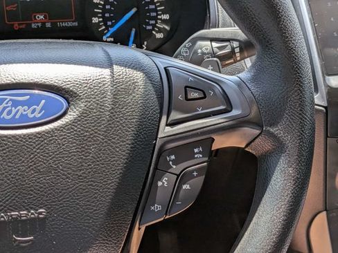 Used 2018 Ford Edge SE AWD/4WD image 23