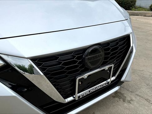 Used 2021 Nissan Sentra S FWD image 28