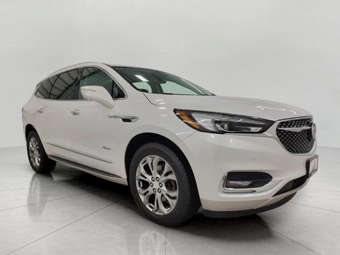 Used 2019 Buick Enclave Avenir w/ Avenir Technology Package AWD/4WD image 30
