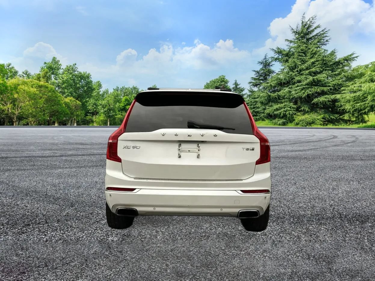 Used 2017 Volvo XC90 T8 Inscription w/ Vision Package AWD/4WD image 8