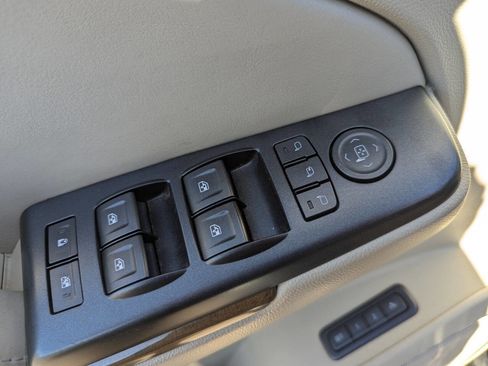 Used 2015 GMC Yukon XL Denali w/ Touring Package image 27