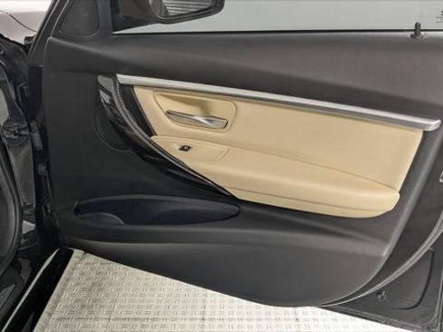 Used 2018 BMW 330i Sedan RWD image 23