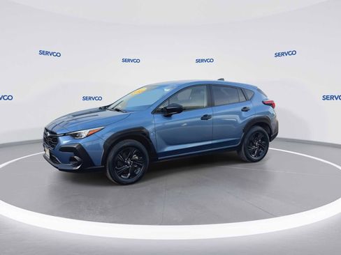 Used 2024 Subaru Crosstrek 2.0i image 4