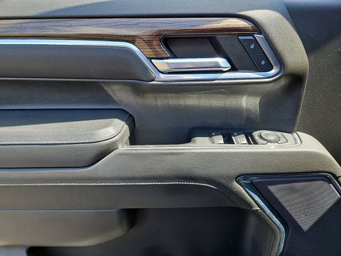 Used 2023 Chevrolet Silverado 1500 LT AWD/4WD image 12